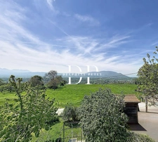 Lucinges, Maison à vendre 4 pièces de 134 m2 (74) Terrain d'env. 450 m2