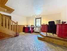 Lucinges, Maison à vendre 4 pièces de 134 m2 (74) Terrain d'env. 450 m2