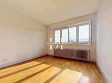 Apartment for sale, 4 rooms, 129.33 m2 (74) Annemasse