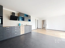 Maison à vendre 5 pièces 222 m², CRANVES SALES (74) Terrain 1 450 m²