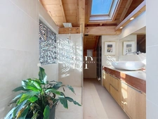 Maison à vendre 6 pièces de 300 m2 LUCINGES (74) Terrain d'env. 1400 m2