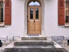 For sale in GAILLARD (74), a 7-room bourgeois house of 227 m² + outbuilding (convertible) on a plot of approx. 1200 m²