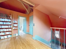 For sale in GAILLARD (74), a 7-room bourgeois house of 227 m² + outbuilding (convertible) on a plot of approx. 1200 m²