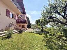 Maison à vendre 6 pièces de 157 m2 LUCINGES (74), Terrain de 878 m2 (possibilité d'acquérir 5800 m2 de terrain agricole supplémentaire)