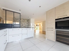 Appartement à vendre 4 pièces de 129,33 m2  (74) Annemasse