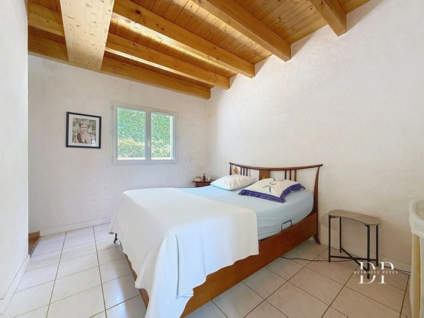 Maison à vendre 5 pièces 222 m², CRANVES SALES (74) Terrain 1 450 m²