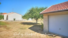 Maison à vendre VIAGER occupé SAINT MAURICE SOUS LES COTES (55) - plain-pied - grand séjour - 3 chambres - véranda - garages et jardin 