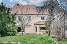 Family home for sale in Villebon-sur-Yvette (91), 4 bedrooms, bright, close to the town centre