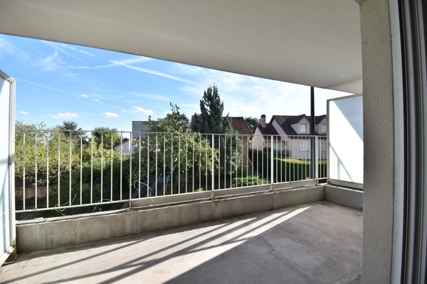 Appartement à vendre 3 pièces PALAISEAU (91), 2 chambres, terrasse, RER à 7 min