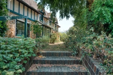 House for sale, 7 rooms, ORSAY (91), town center, 5 bedrooms, charming and authentic, magnificent garden