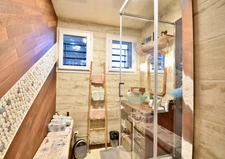 For sale in Orsay: 3-level house with outbuilding, strong potential