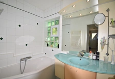 House for sale GIF SUR YVETTE (91), 166 m2, 6 bedrooms, charming garden, calm and greenery
