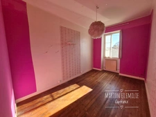 Maison à vendre 5 Chambres - gros potentiel - proche SURGERES