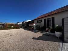 Dpt Deux Sèvres (79), for sale SAINT HILAIRE LA PALUD 3 bedroom house - Single storey with beautiful enclosed garden