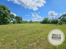 Terrain à vendre  SAINT GEORGES DU BOIS (17) - Campagne- Libre de constructeur