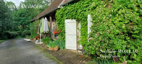 Fermette rénovée à vendre en VIAGER occupé 5 pièces EPINAC (71)