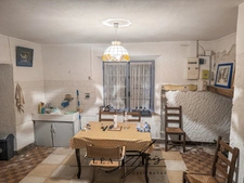 House for sale 7 rooms LAROQUE DE FA (11)