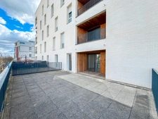 Apartment for sale, 2 rooms + terrace, BEAUZELLE near Blagnac (31)