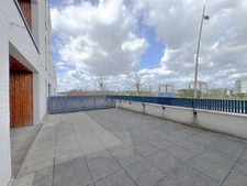Apartment for sale, 2 rooms + terrace, BEAUZELLE near Blagnac (31)