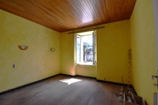 Maison à vendre 12 pièces  (07)