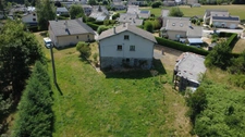 Grande maison sans nuisances, proche centre village de SAINT AGREVE (07)