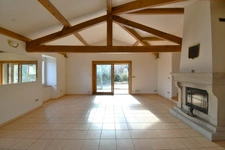 Propriété composée de 2 maisons et un studio, SAINT AGREVE (07)