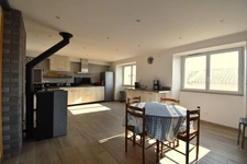 Charmante maison de village rénovée – 81 m² – Châteauneuf-de-Vernoux (07240) 