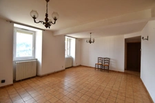 Propriété composée de 2 maisons et un studio, SAINT AGREVE (07)