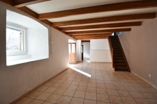 Maison en pierre avec jardin SAINT JEAN ROURE (07)