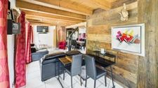 Haute Savoie (74), for sale LA RIVIERE ENVERSE - Chalet P6 with basement