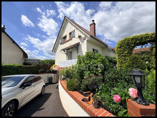 Maison viager à vendre occupé 5 pièces LA MAINE (76)