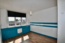 Dpt Seine Maritime (76), à vendre Proche Rouen Appartement 3 pièces 76 m² au 4ème et dernier étage, sud. Cave 