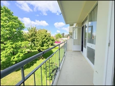 Appartement à vendre 4 pièces MONT SAINT AIGNAN (76)