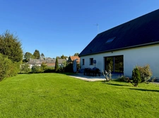 Volumes, lumière et terrain - Rare – Pavillon 188 m² sur 2 800 m²