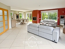 Volumes, lumière et terrain - Rare – Pavillon 188 m² sur 2 800 m²