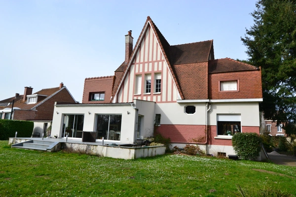 Demeure de Prestige : Somptueuse Maison de Maître de 185 m² – Condé-sur-l'Escaut