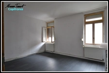 Maison de ville de 110m² avec jardin à fort potentiel - Spécial investisseur ou bricoleur