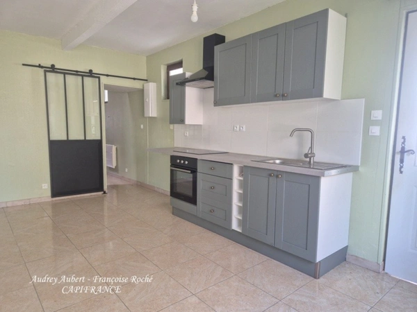 Maison à vendre 4 pièces  ()