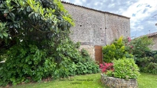 Maison à vendre 12 pièces NANTILLE (17)