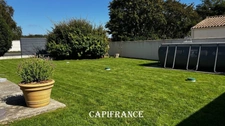 Maison à vendre 4 pièces - 3 chambres - garage et jardin clos - SAINT GEORGES DES COTEAUX (17)
