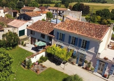 Maison à vendre 12 pièces NANTILLE (17)