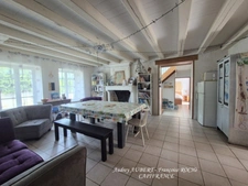 Maison à vendre 8 pièces TONNAY BOUTONNE (17)