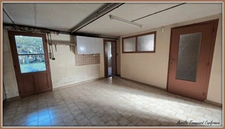 Maison à vendre 6 pièces proche SAINT JEAN D'ANGELY composée de 4 chambres, terrain clos et arboré avec sous sol aménagé