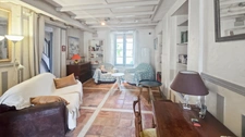Character house for sale 4 rooms VARAIZE (17) WITH OUTBUILDINGS, BARNS