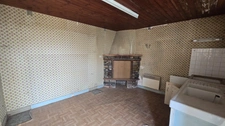 Maison à vendre 2 pièces 48m² LA BROUSSE (17) avec potentiel d'agrandissement.