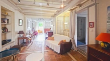 Character house for sale 4 rooms VARAIZE (17) WITH OUTBUILDINGS, BARNS