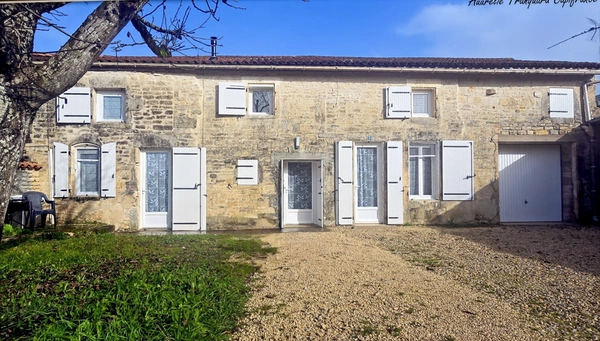 Maison viager à vendre occupé 5 pièces  proche de MATHA commune de THORS (17)
