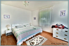 Maison à vendre 6 pièces de  PLAIN-PIED sur une parcelle d'environ 5940m² avec 3 suites parentales.