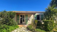 Maison PLAIN-PIED à vendre 4 pièces SAINT SAVINIEN (17) proche COMMODITES avec GARAGE