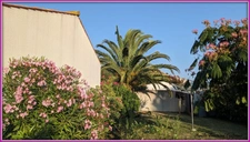 SINGLE-STORY house for sale 4 rooms SAINT PIERRE D'OLERON (17) 300M from the BEACH